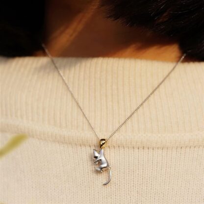 KUNOVO ネックレス楽しい猫の形をしたネックレスフロストテクスチャペンダントネックレスギフトに最適な925シルバーシンプルネックレス - 画像 (5)