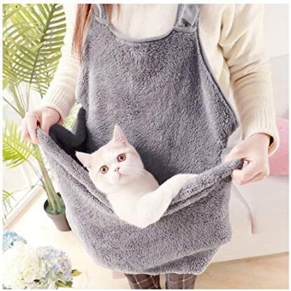 MuYaoPet  ペット猫寝袋 抱っこ用エプロン ポケット 猫 ニャンコ 小型犬 キャリア 抱っこ紐 カンガルーポケット ペットスリング 毛粘着防止 暖かい ブランケット 防寒対策 (S, 灰) - 画像 (5)